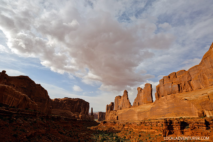 Arches Park Avenue (9 Arches You Must See in Arches National Park + More) // localadventurer.com