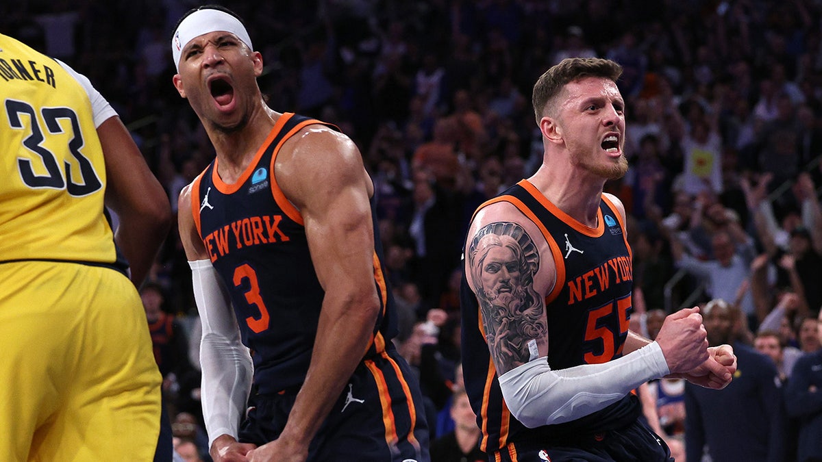 Josh Hart celebrates