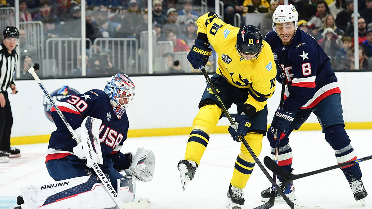 Adrian Kempe shoots